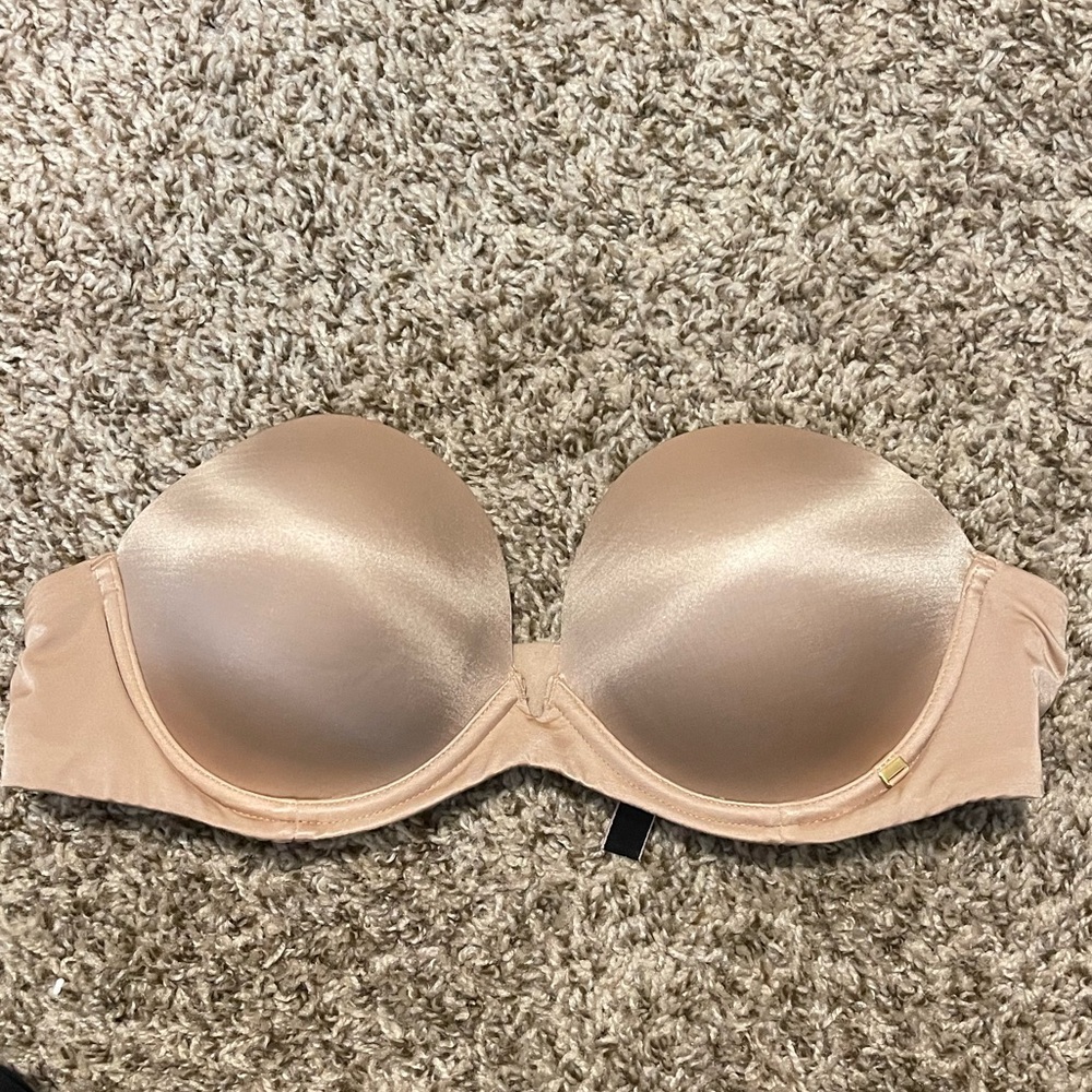 Victorias Secret Very Sexy Strapless Bra